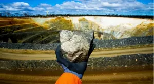 Най-голямата цинкова мина в Европа спря работа, а служителите се освобождават