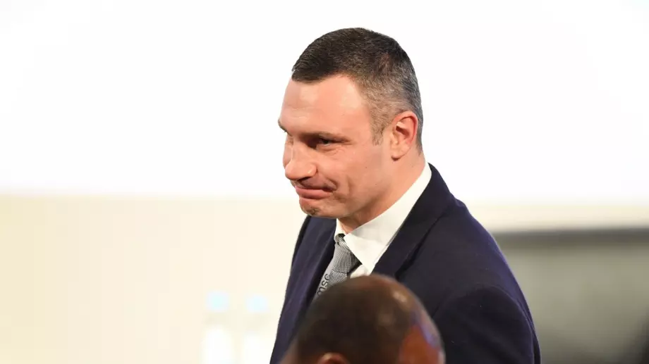 Виталий Кличко ще бъде награден със специалния приз "Артър Аш" 