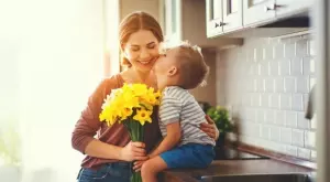 Стихотворение за 8 март 2023