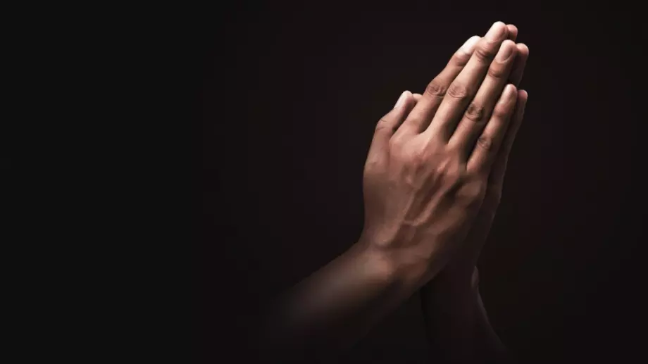 Виц на деня: В изповедалнята