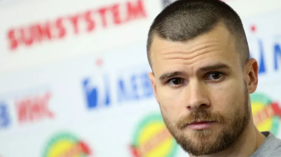 Феновете на Славия посочиха Радослав Кирилов за играч №1 на сезона