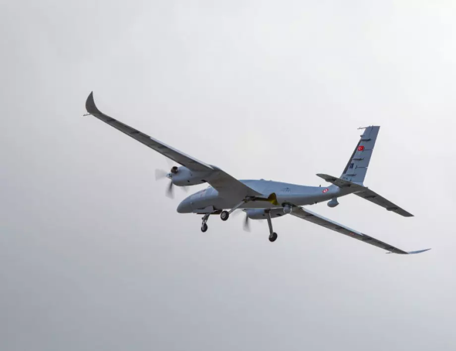 Украйна започна изграждане на завод за дронове „Байрактар“ 