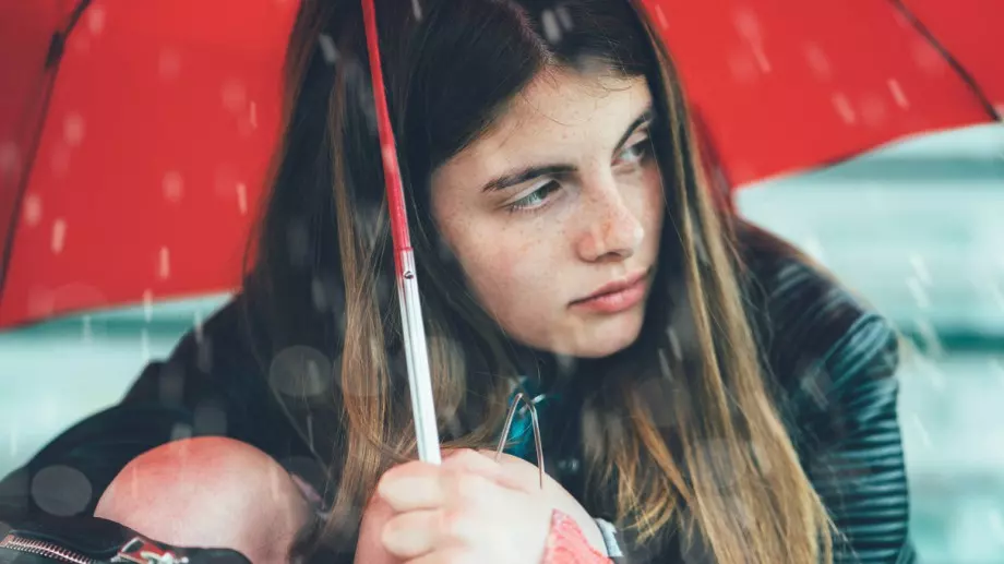 Не губете времето си за онези, които никога не са ви приютили в дома си, когато навън е валяло  