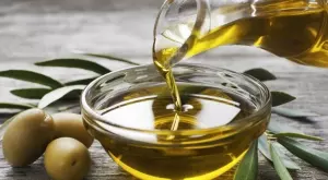 8 необичайни ползи от зехтина за красотата ни