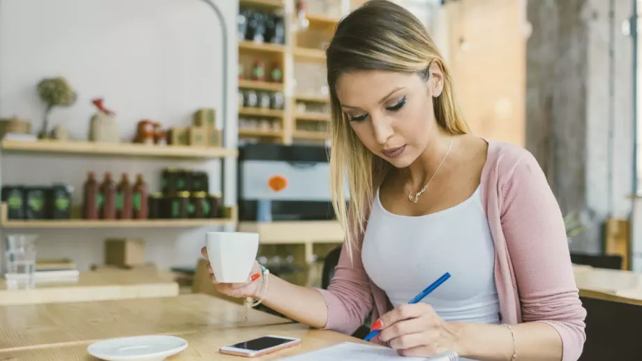 Пърхот или пърхут – как се пише правилно?