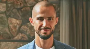 Няма да повярвате как е изглеждал Наум Шопов на 15 (СНИМКА)