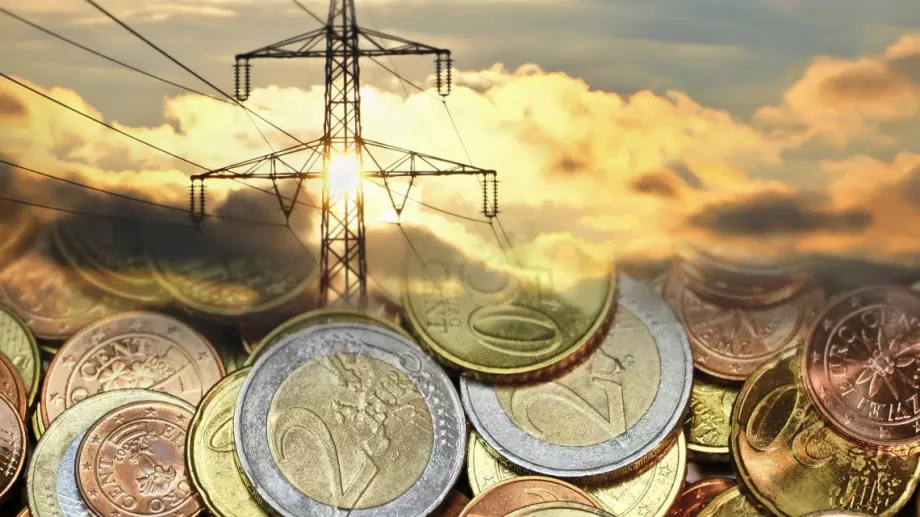 Гърците изнемогват, дължат огромни суми за ток