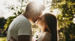 Понякога най-голямата любов идва след най-болезнената грешка