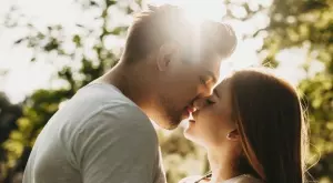 Любовта трябва да е приемаща, чуваща и смела