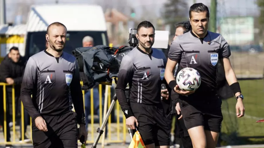 Повериха на трима българи мач от младежката Шампионска лига