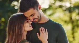 Да бъдеш недостъпен вече не е привлекателно, най-привлекателна е честността  