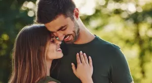 Мъжете от тези зодии винаги се влюбват в умни жени