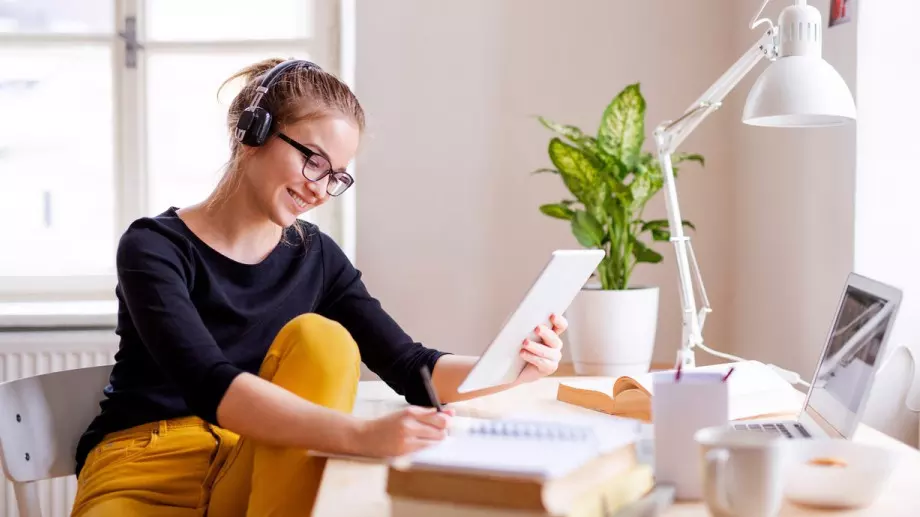 Гинеколог или генеколог – как се пише правилно?