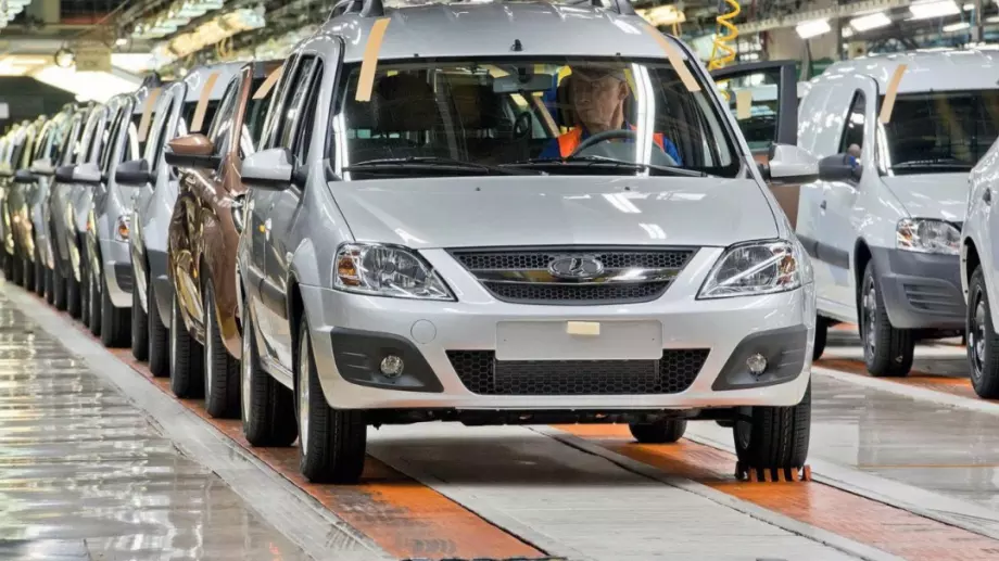 Руската автомобилна индустрия е в клинична смърт