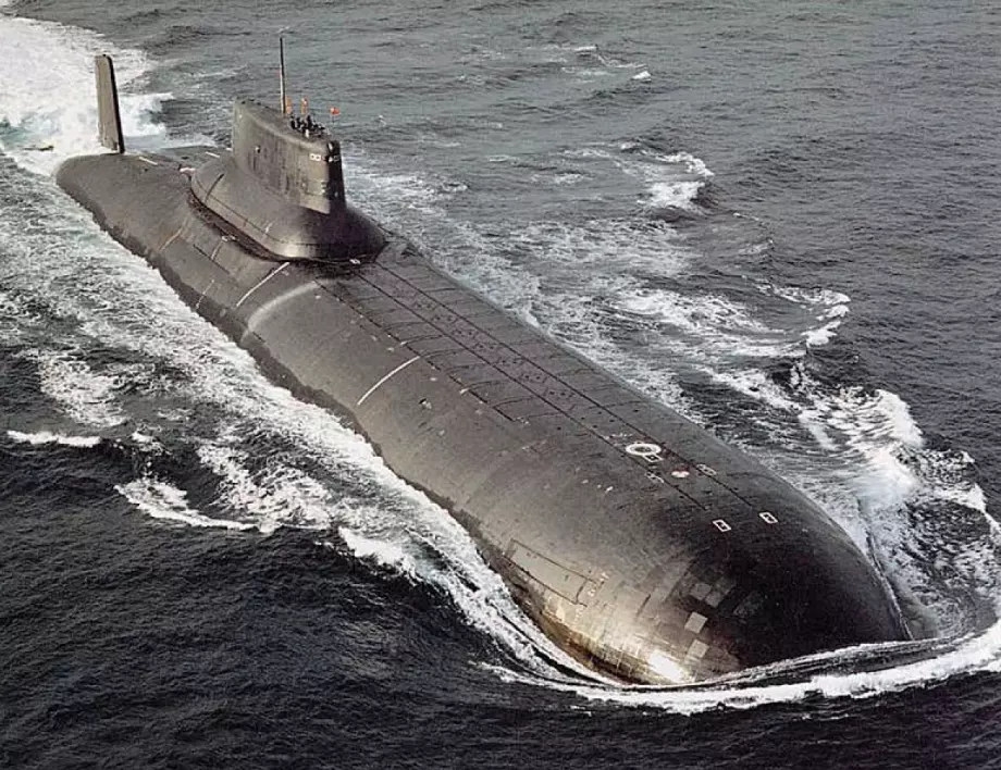 Русия бракува последната подводница с плувен басейн