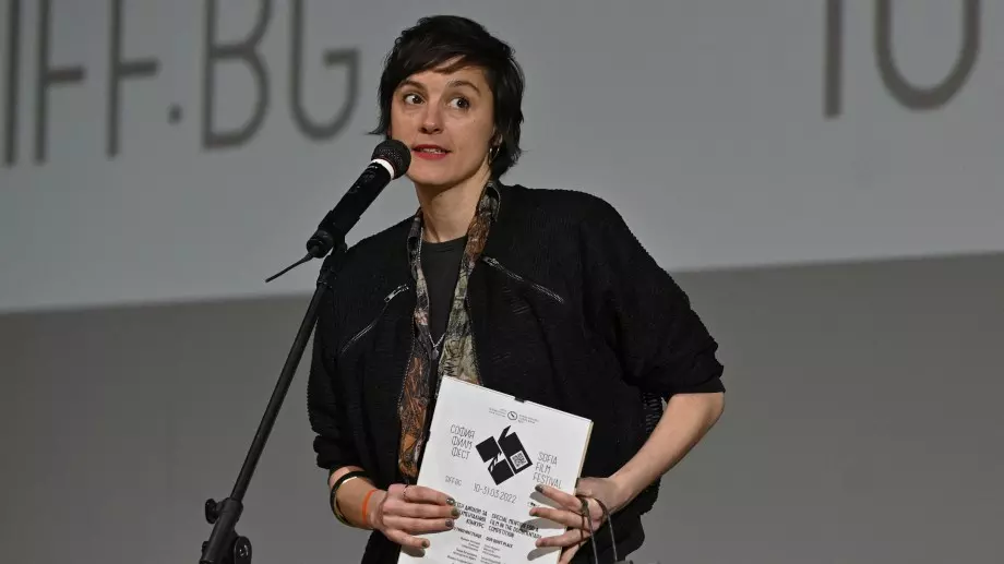 Елица Георгиева за филма ѝ "Нашето тихо местенце": Писането е етап на преосмисляне и на спомняне