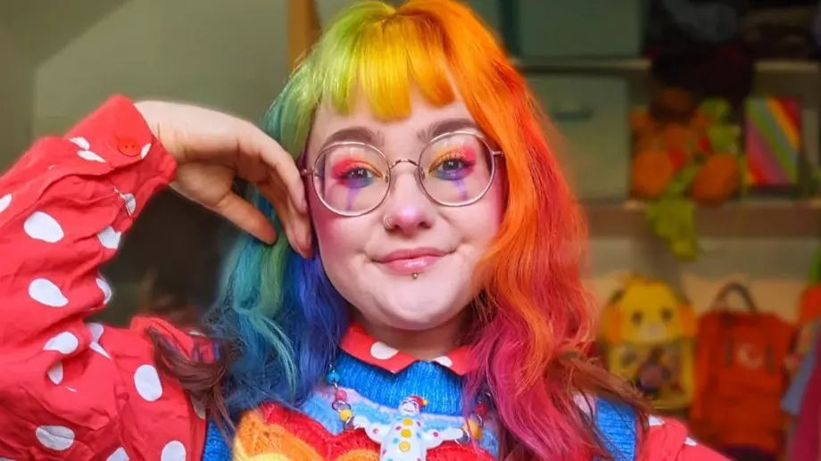 Нова тенденция: Облекло тип клоун (ВИДЕО)