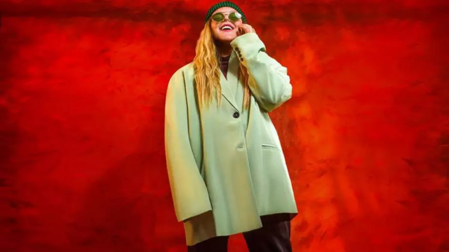 Tones and I се завръща с нов сингъл 