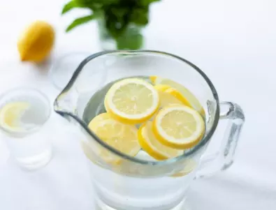 Вода с лимон за отслабване и имунитет - как е правилно да се пие