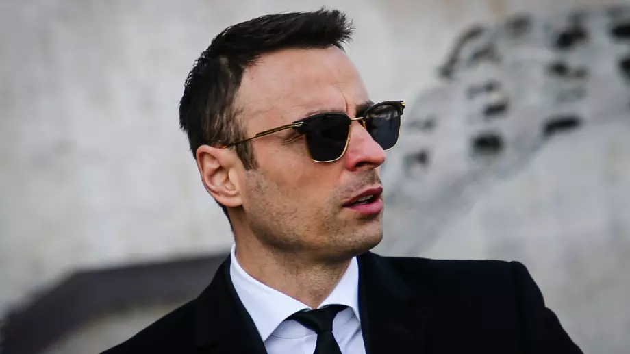 Виц на деня: Жорката от Враца, жена му и Митко Бербатов в ресторант