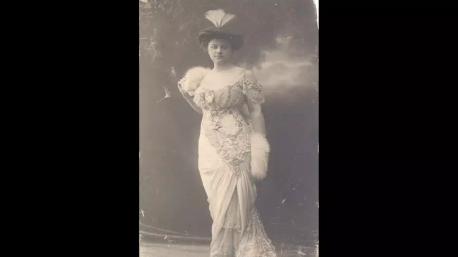 Анна дьо Сен Кристоф: Графинята, зарязала европейския лукс заради България