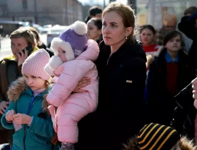 Руските сили насилствено депортират жителите на Мариупол към Русия