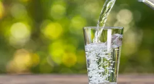 Какво лекува сребърната вода?