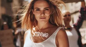 Престанах да бъда доброто и наивно момиче, защото ме разочароваха прекалено много пъти   