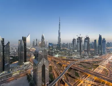 Бягащите от санкции руски богаташи масово купуват имоти в Дубай