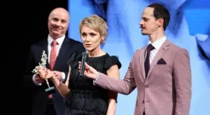 Раздадоха престижните театрални награди "Икар"