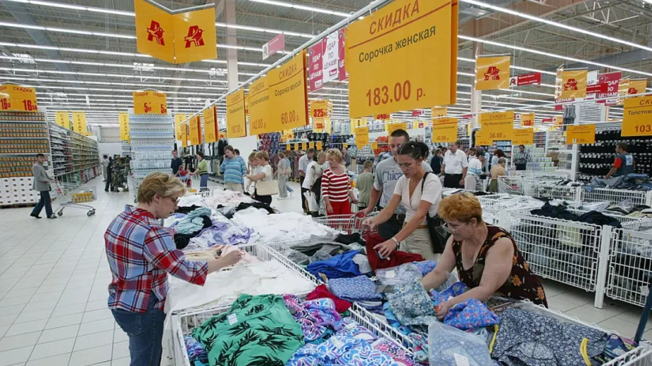 Все по-бедни: Цените в Русия растат главоломно