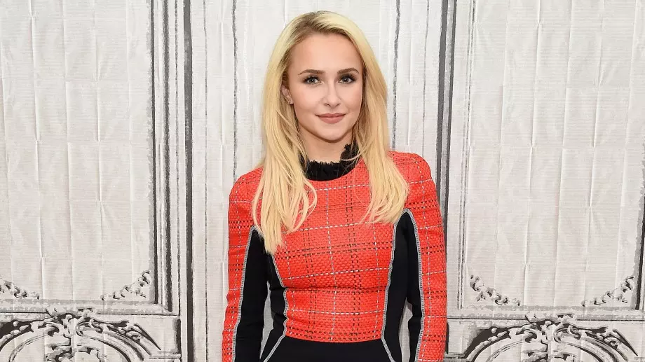 Хейдън Пенетиър се забърка в масов бой (ВИДЕО)