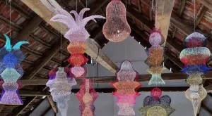 Бланка Шперкова и нейните телени обекти в Чешкия център