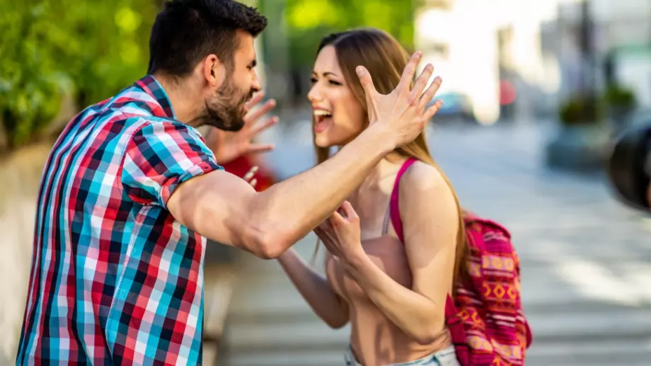 Ето кои зодии ще получат любовно разочарование през април