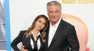 Алек Болдуин стана баща за осми път (ВИДЕО)