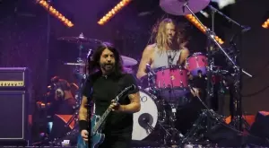 Foo Fighters обявиха излизането на нов албум