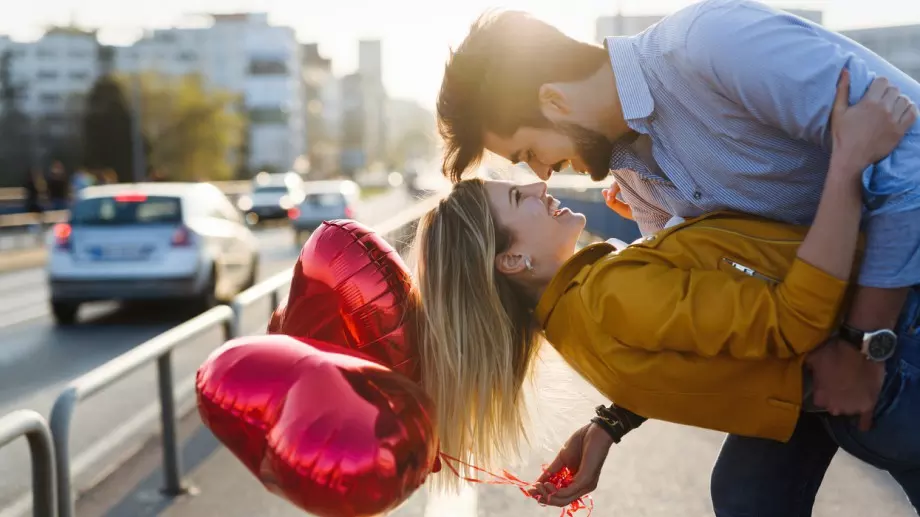 Обичайте и ценете своето прекрасно момиче или някой друг ще го направи