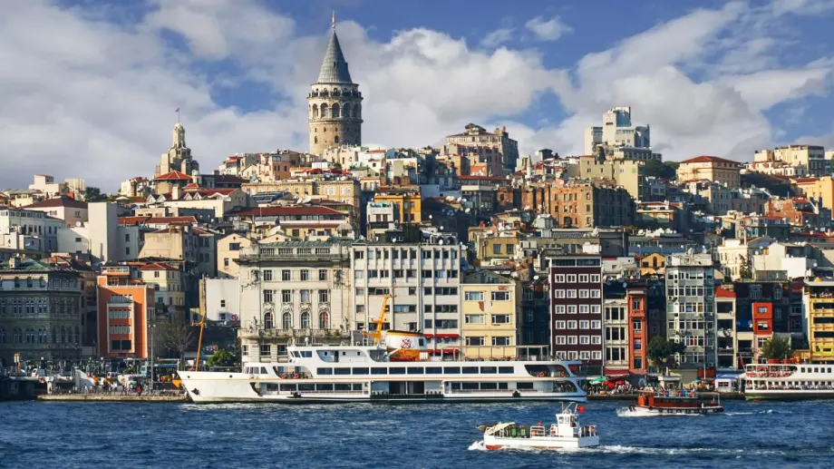 Руснаците купуват като луди жилища в Турция