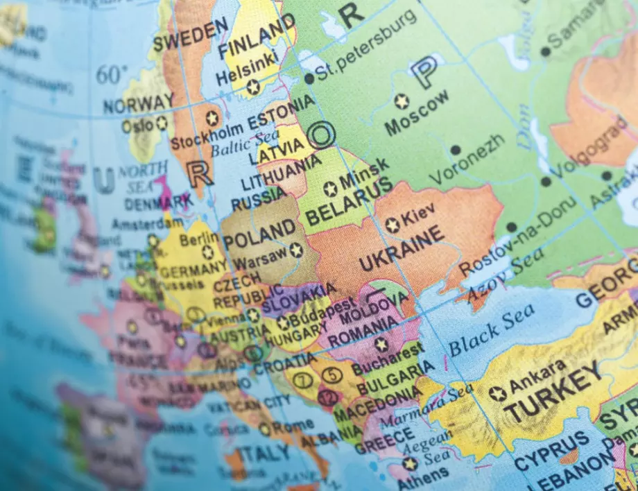 Украйна предлага Полша, Литва, Латвия и Естония да затворят границата с Беларус и Русия