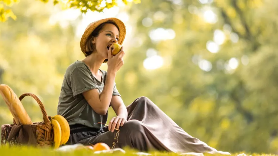 Можете да се чувствате самотни сред тълпата и да сте абсолютно щастливи, когато сте сами   