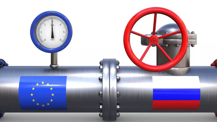 Италианският енергиен гигант Eni ще плаща руския газ в eвро и рубли