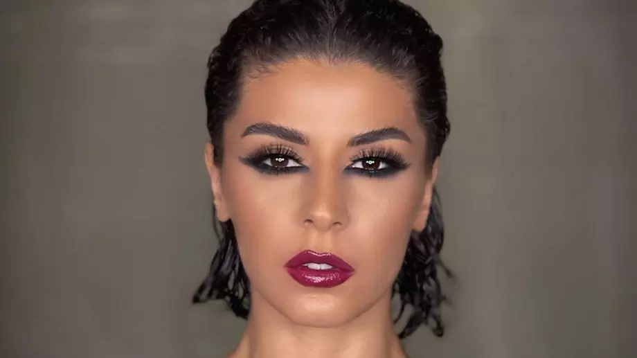 Страхотен трик как да нанесете червилото си перфектно (ВИДЕО)