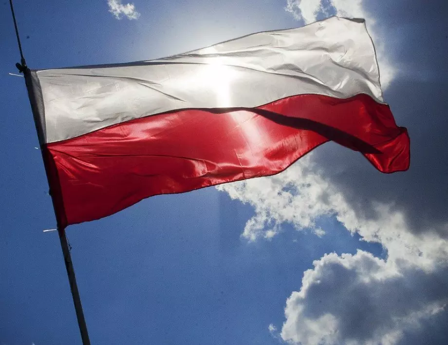 Полша: Ще подпишем договори със Сеул за нови танкове и гаубици