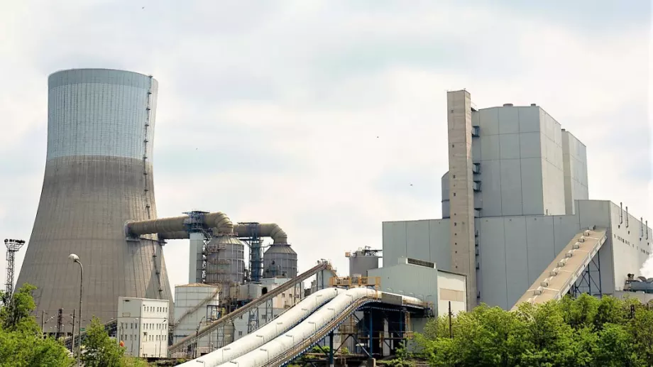 Централите на AES България произведоха рекордно количество електроенергия за 3 месеца