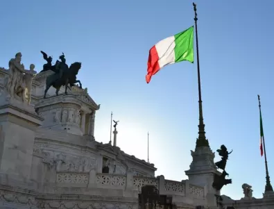  Президентът на Италия разпусна парламента и обяви предсрочни избори
