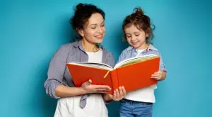 Невероятно: 4-годишно момиче говори отлично на 7 езика (ВИДЕО)