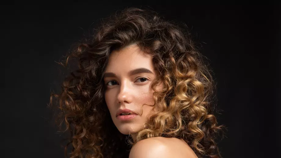 Времето не лекува нашите рани, но ни прави по-силни