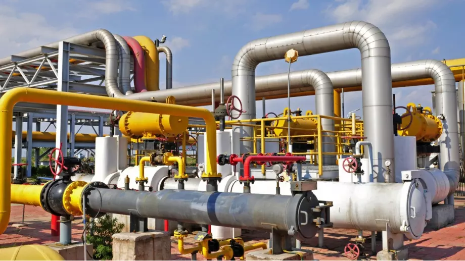 България е спряла да пълни газохранилището в Чирен, Европа вече черпи газовите си запаси