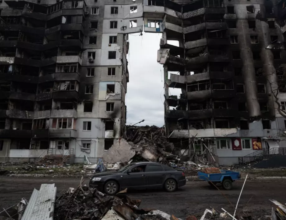 Украинските власти: Телата на 900 цивилни жертви са открити в Киевска област