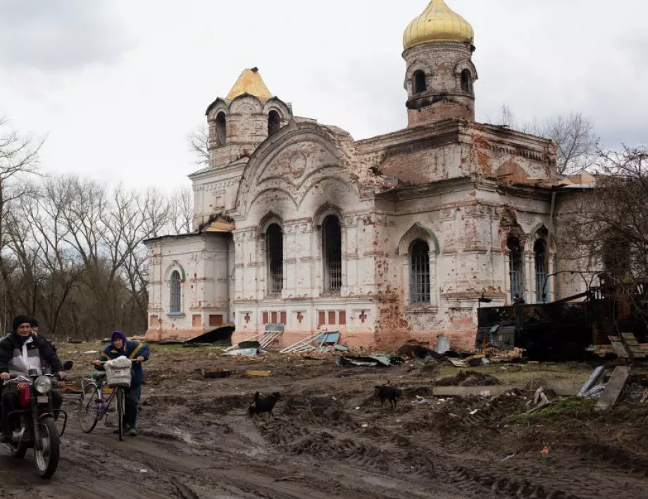 Украйна обяви полицейски час в цялата страна за Великден